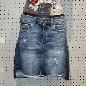 Francesca's Harper Distressed Denim Hi-Low Skirt, Sz Small. SO Cute!!